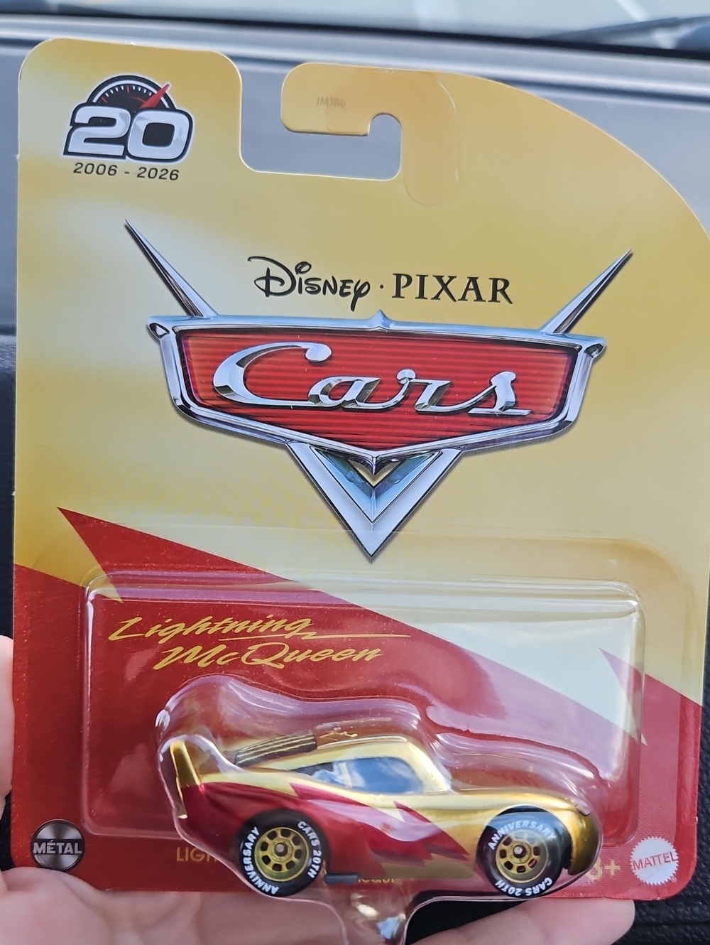 Disney Pixar Cars 20th Anniversary Gold Lightning McQueen JMJ86 2026
